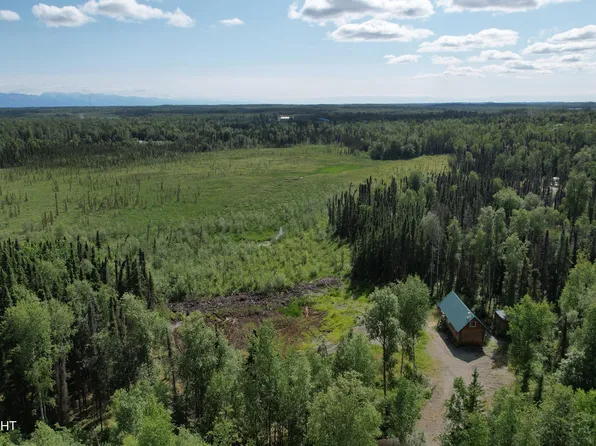 10880 W Cannon Dr, Wasilla, AK 99623