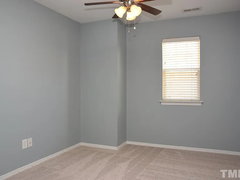 8224 Stone Cellar Dr — Photo 31