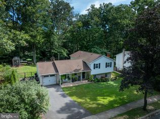 461 Canterbury Dr, State College, PA 16803