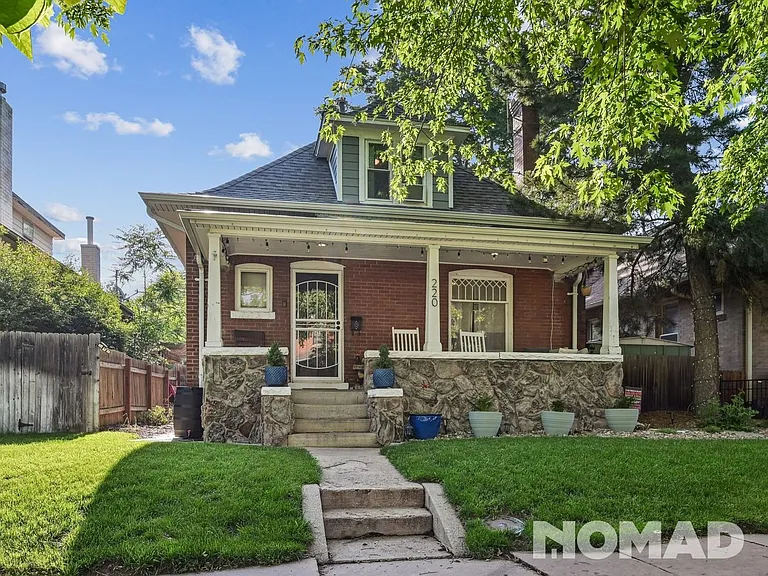 220 S Emerson St — Photo 1