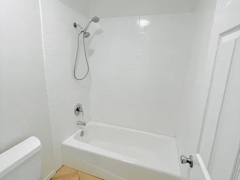 2104 Raymond Ave — Photo 19