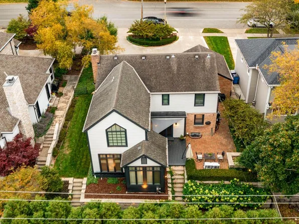 6175 North Lake DRIVE, Whitefish Bay, WI 53217