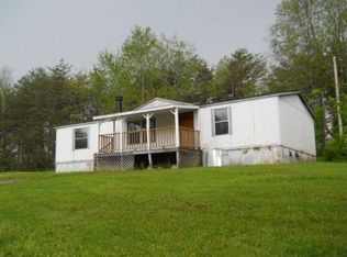 150 Gillis Ln, La Follette, TN 37766