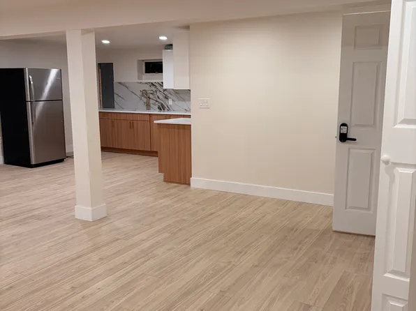 1161 Terry Dr #1, Harrisburg, PA 17113