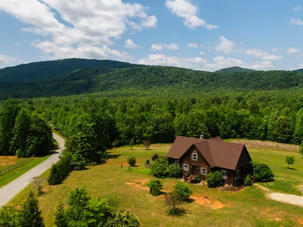 491 Mountain Ridge Ln, Shipman, VA 22971