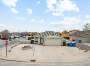 221 Villas Del Sur Rd, Socorro, TX 79927