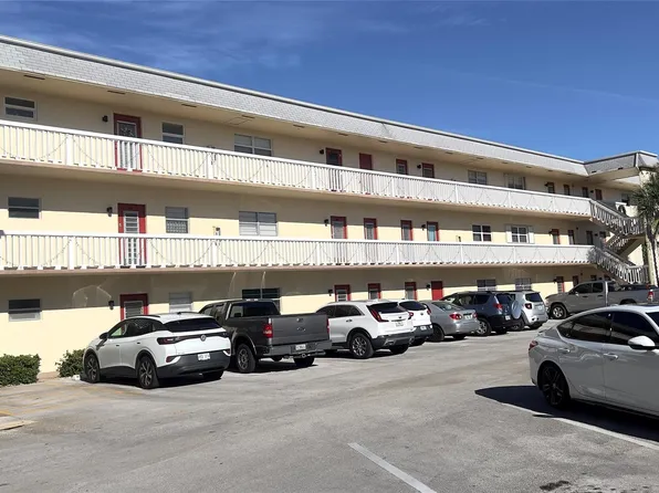 4411 NW 16th Street #207, Lauderhill, FL 33313