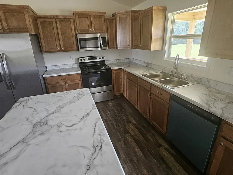254 Georgee Rd — Photo 8