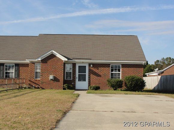 1st image of 3210 Parkway Court #B