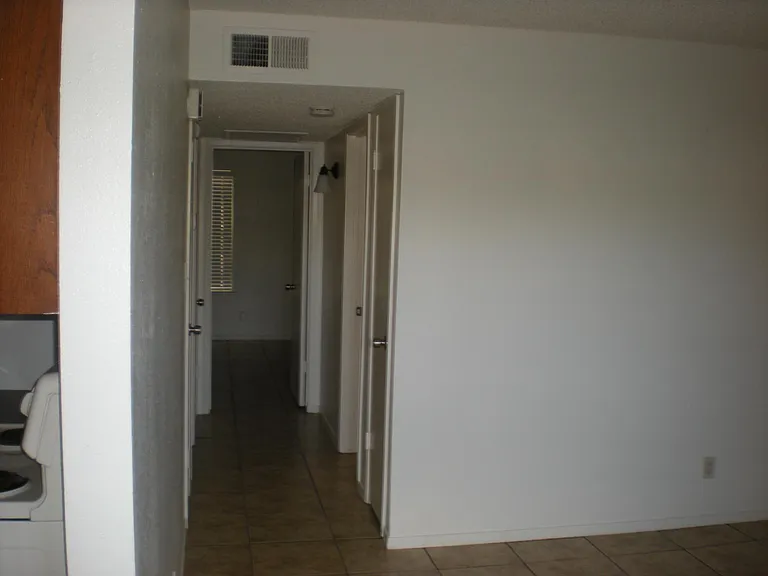1550 W Ashlan Ave #103 — Photo 9