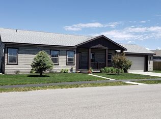 835 Driftwood St, Pinedale, WY 82941