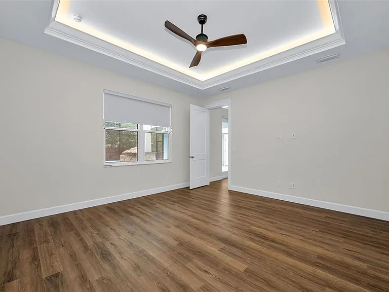 522 Louden Ave — Photo 27