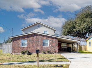 6642 Pauline Dr, New Orleans, LA 70126