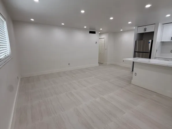3265 Griffin Rd APT 101, Fort Lauderdale, FL 33312
