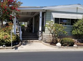 14025 Lake View Dr, La Mirada, CA 90638