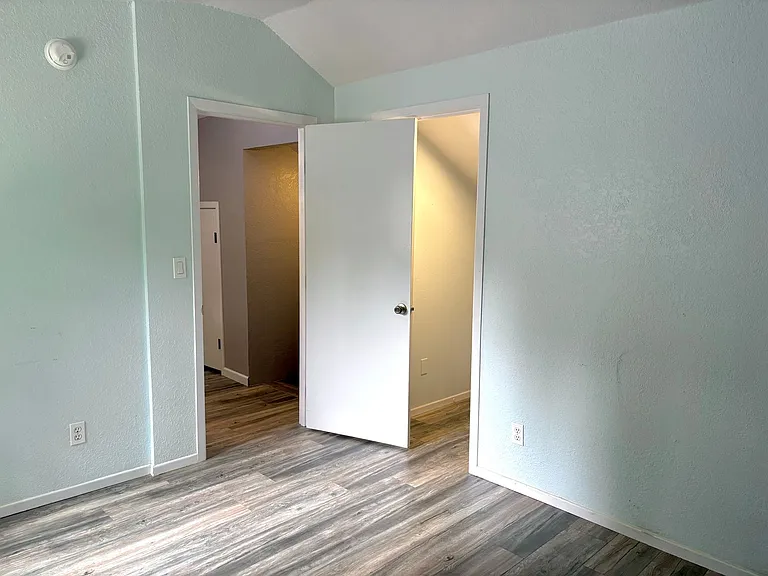 12638 SE Foster Rd — Photo 28