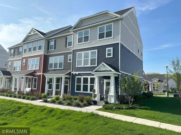 541 Satori Way, Chaska, MN 55318