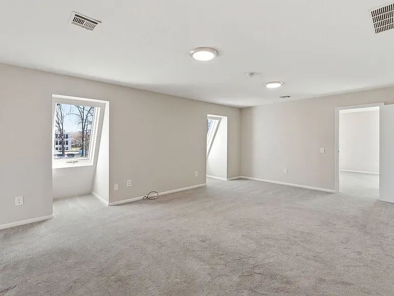 42 Cook Ave #5 — Photo 10