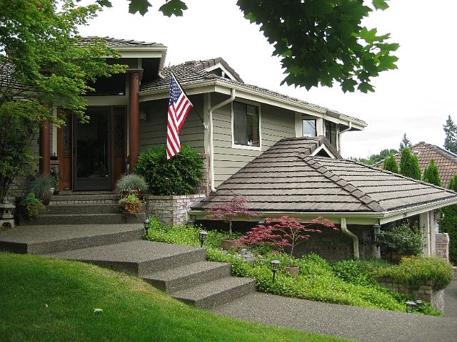 1st image of 3203 Woodland Dr SW