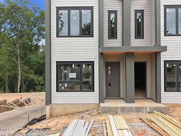 2nd image of 2394 Grant Ave