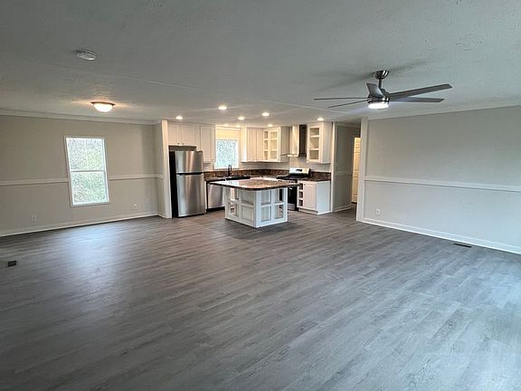 3rd image of 6613 Sturdivant Landing Dr