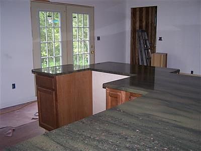 5th image of 189 E 62nd Ave