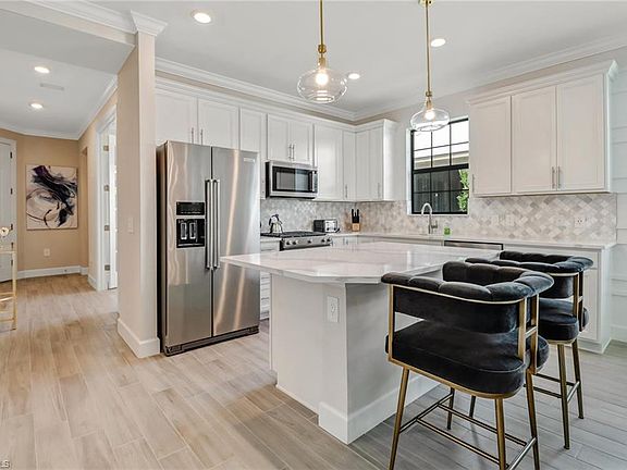 5th image of 12391 Canal Grande DR