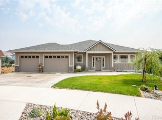 1501 Alexandria Ct, Wenatchee, WA 98801