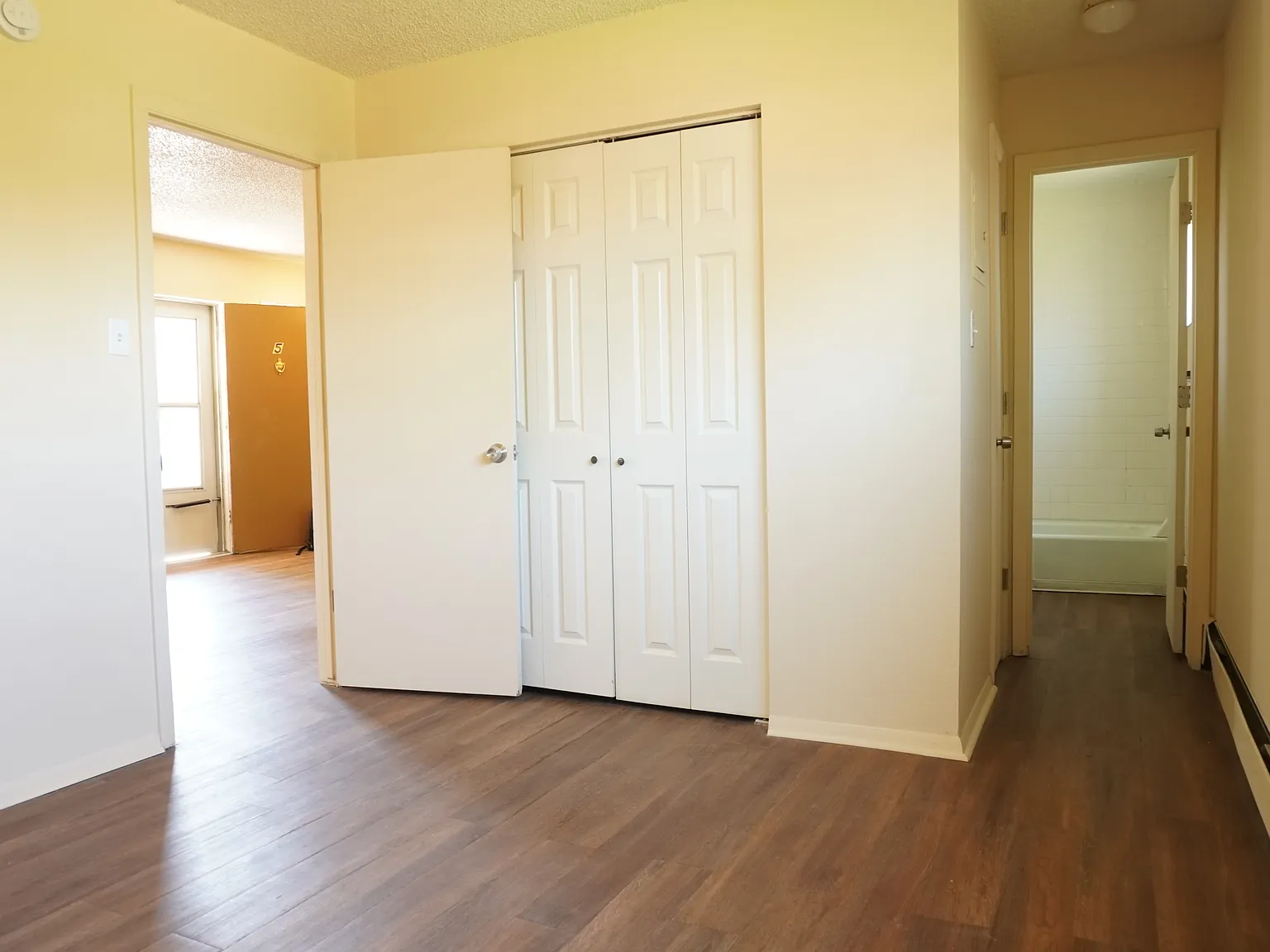 1 bed, 600 sqft, $1,295 — Photo 4