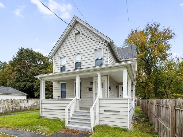 62 Dickinson St #3