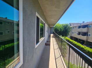 25941 Narbonne Ave APT 11, Lomita, CA 90717