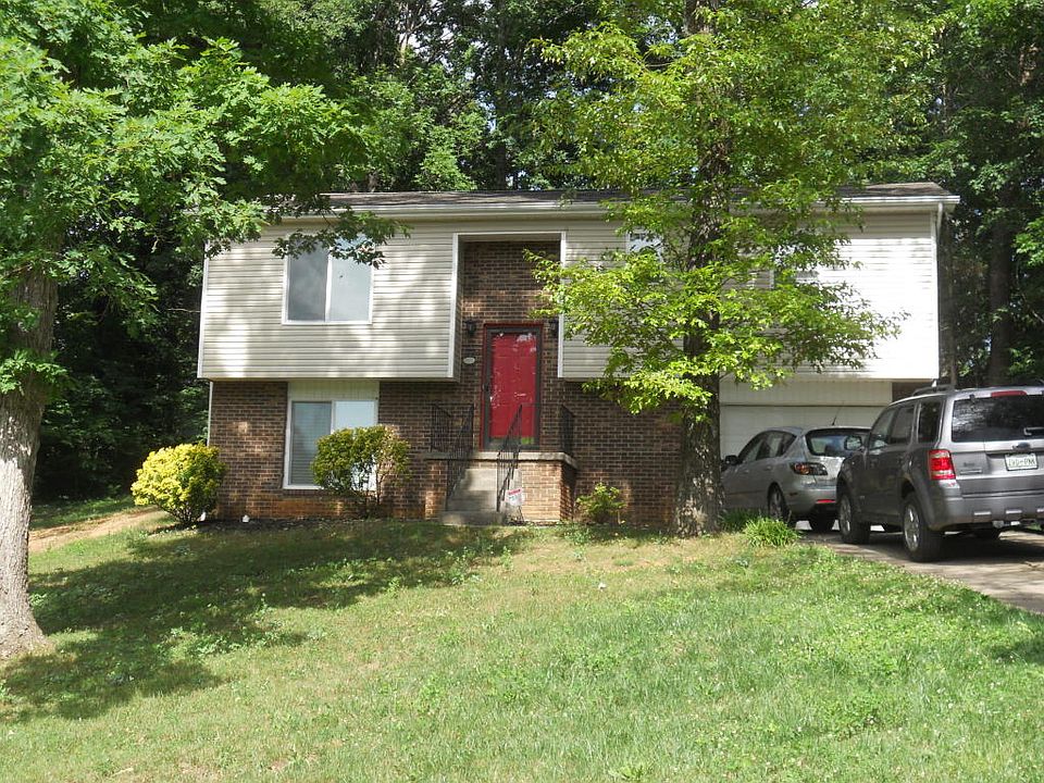 1st image of 1432 W Woodshire Dr #5