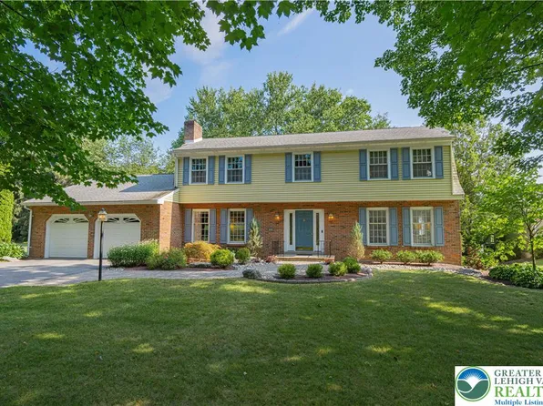 1434 Colgate Dr, Bethlehem, PA 18017