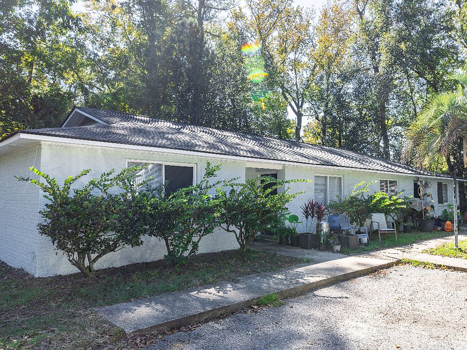 2nd image of 6951 S Kenwood Dr #D3