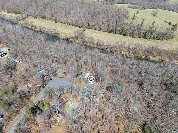 4th image of 49 Kiowa Ln