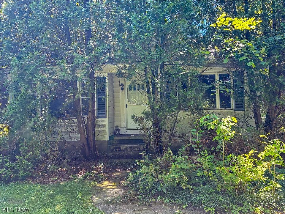 1st image of 886 Webb Rd