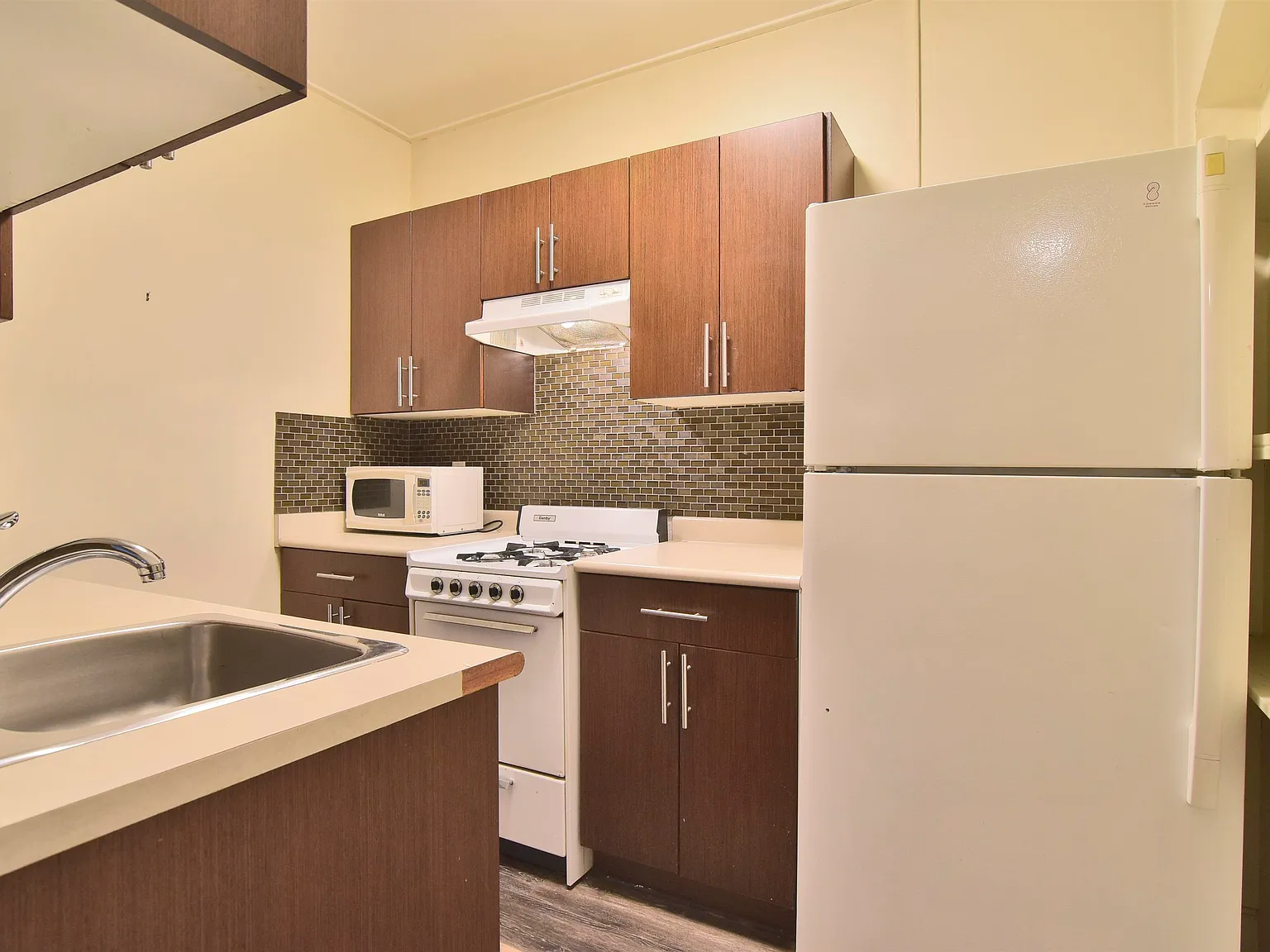 1 bed, 580 sqft, $2,790 — Photo 3