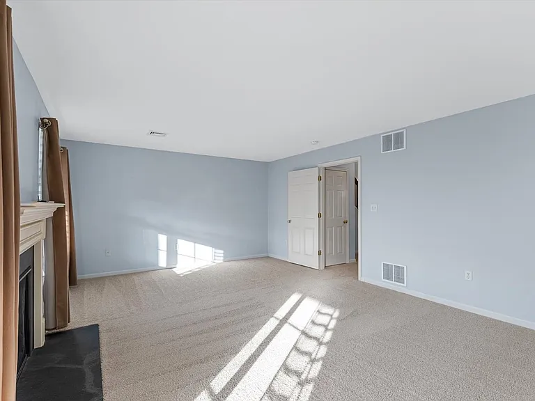 233 Thrush Dr — Photo 7