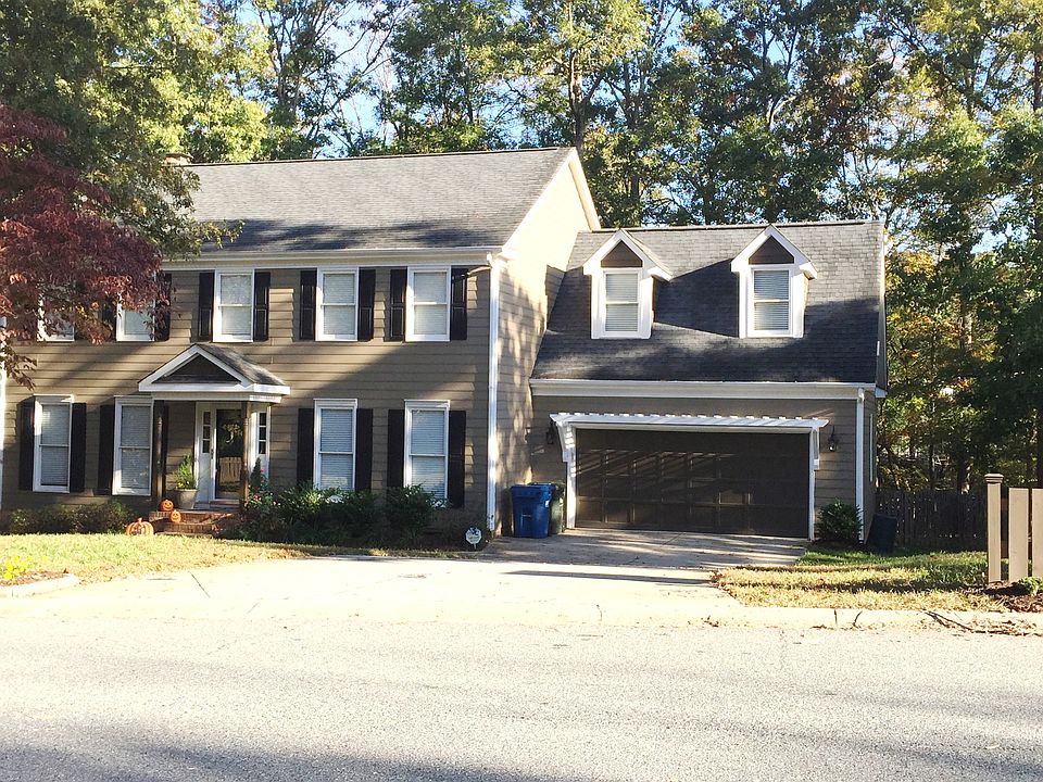 Custom pergola over garage