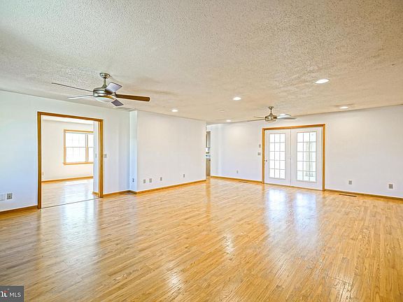 3rd image of 7 N Atlantic Dr