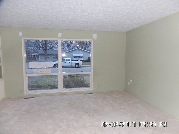 2nd image of 1029 Ebeling Dr