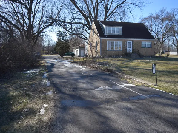 5841 W 127th St, Palos Heights, IL 60463