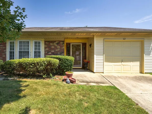 52 Lake View Ter, Columbus, NJ 08022