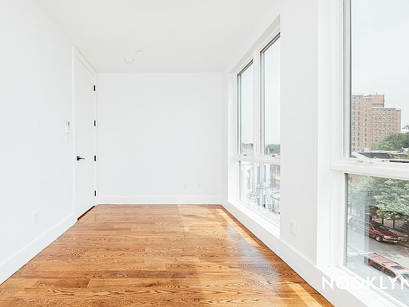 5th image of 1784 Broadway APT 4B