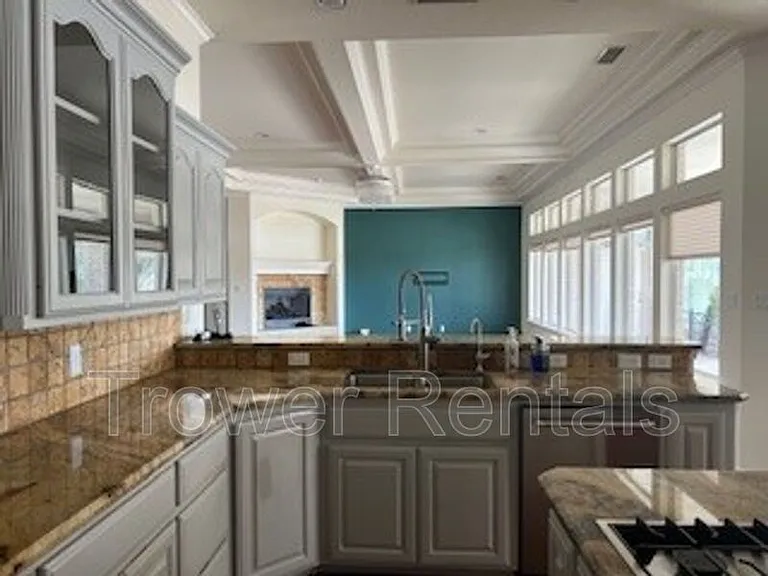 8104 San Antonio St — Photo 31
