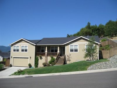 509 Cypress Ave, Rogue River, OR, 97537