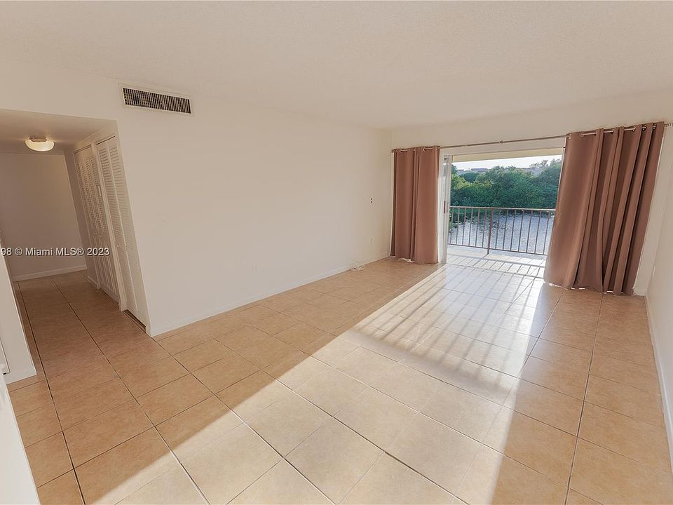 1st image of 8775 Park Blvd APT 302