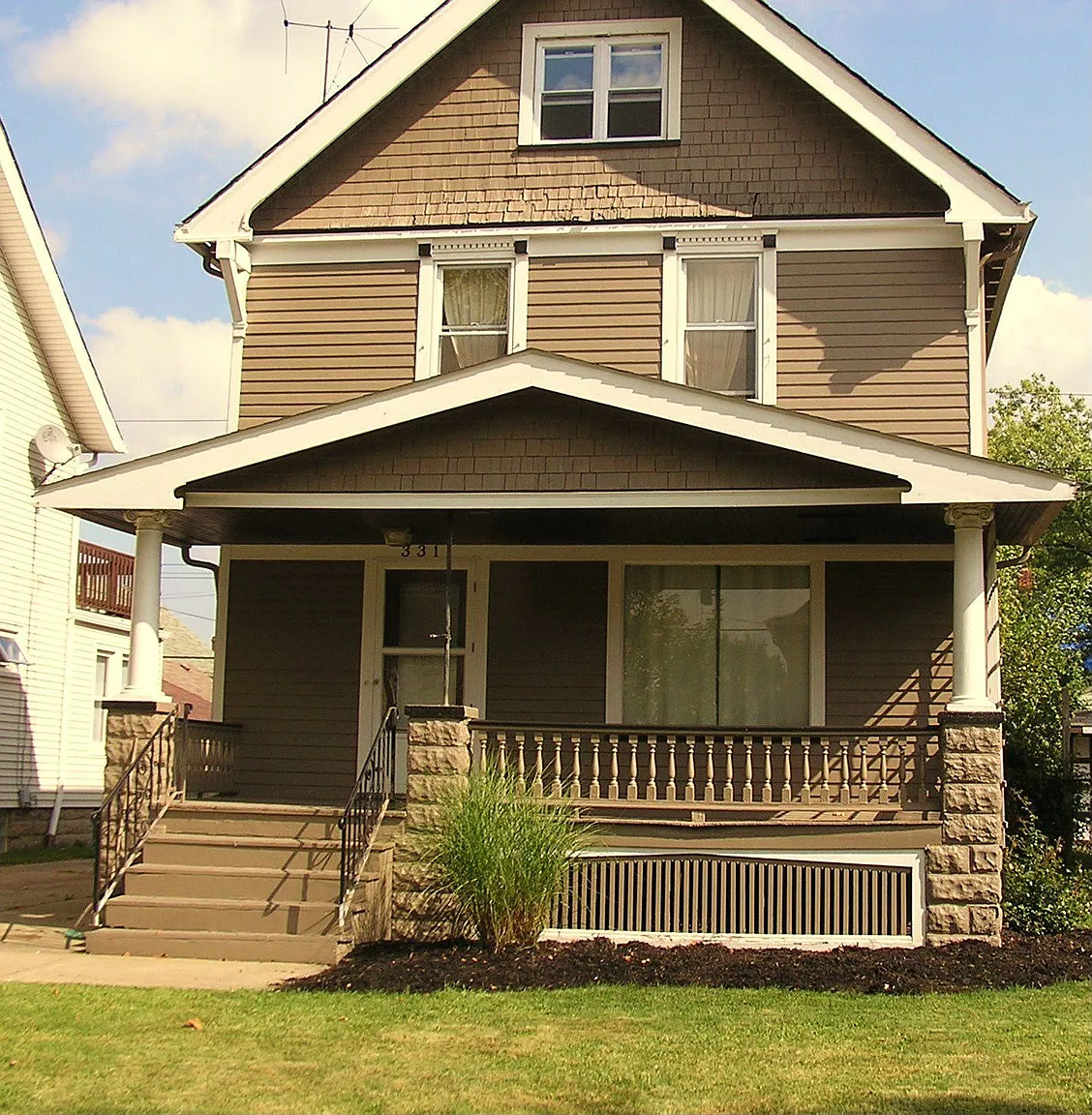 3311 W 100th St photo 1