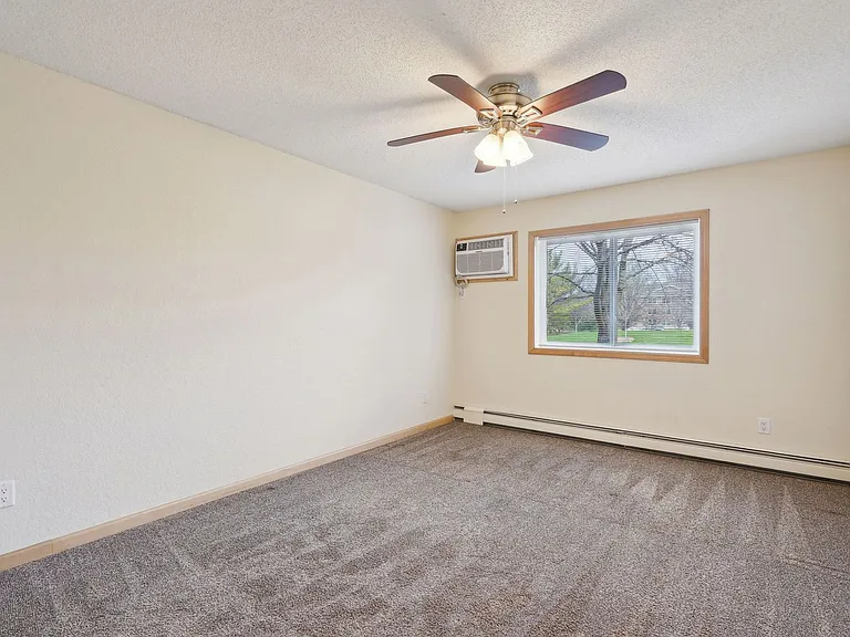 Park Place Apartments in Burnsville — Photo 55