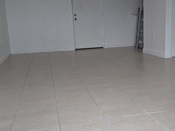 3rd image of 295 NW 72nd Ave APT 412